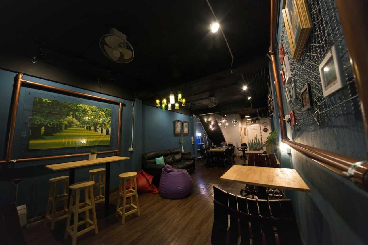 Teegether Hostel Bangkok Exteriör bild