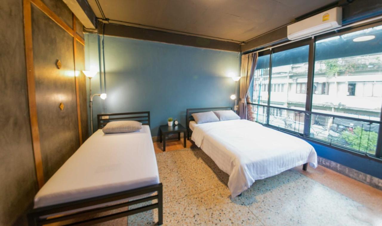 Teegether Hostel Bangkok Exteriör bild